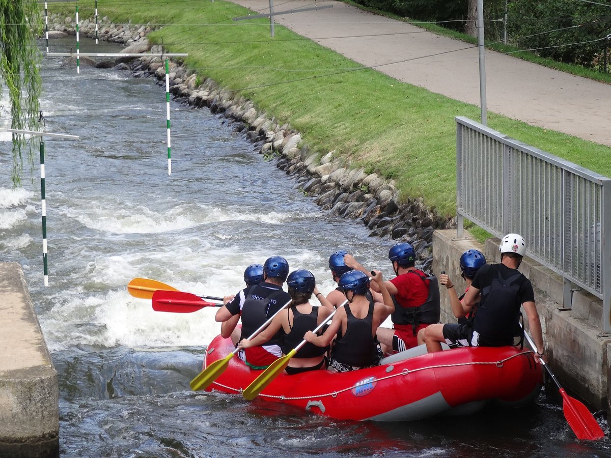 A raft running the white-water course at the Parc Olímpic del Segre